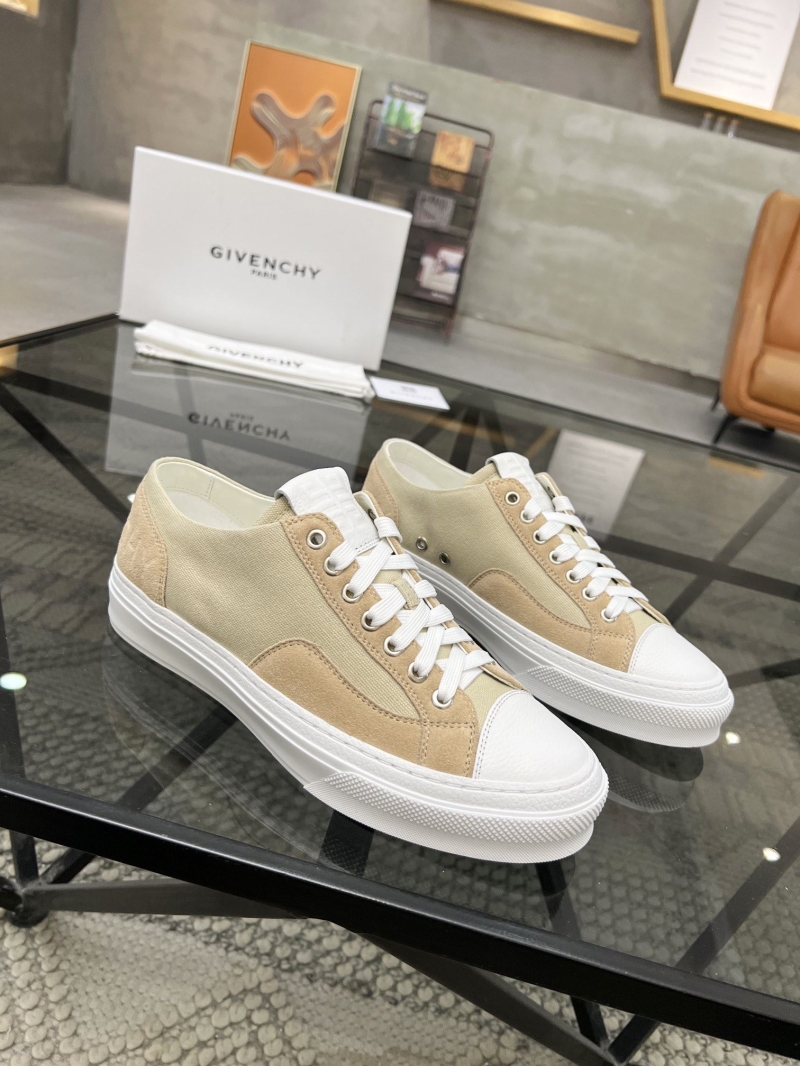 Givenchy Sneakers